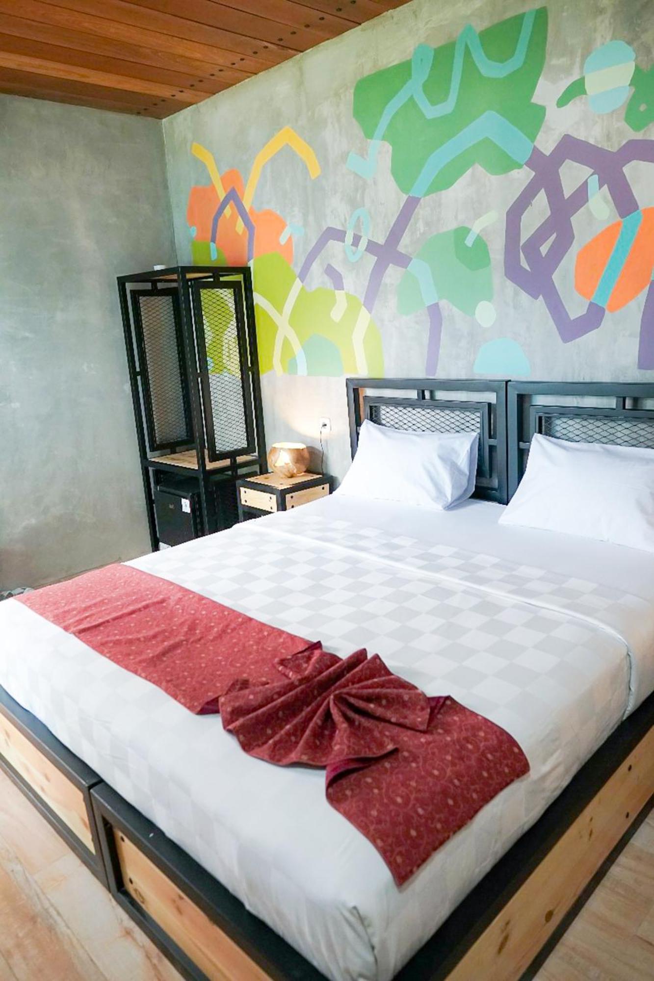 Hotel New Puri Garden Bandara Семаранг Екстериор снимка